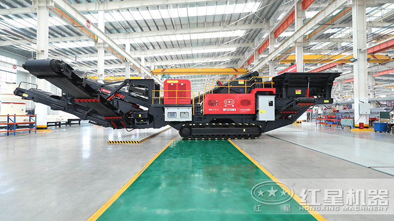 履帶移動破碎機(jī)，履帶行走遙控操作