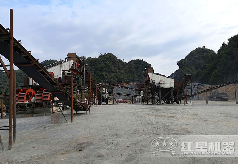 方案三配置現場：破碎機+制砂機+洗砂機，費用80萬以上
